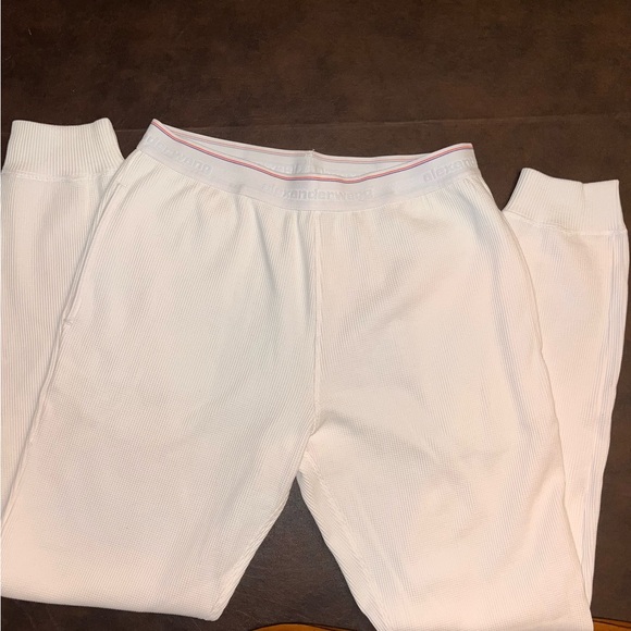 Unisex Alexander Wang Bodywear Joggers in White; Size: M - Picture 9 of 16
